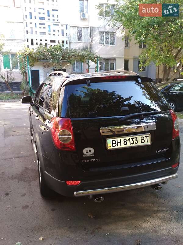 Позашляховик / Кросовер Chevrolet Captiva 2008 в Одесі