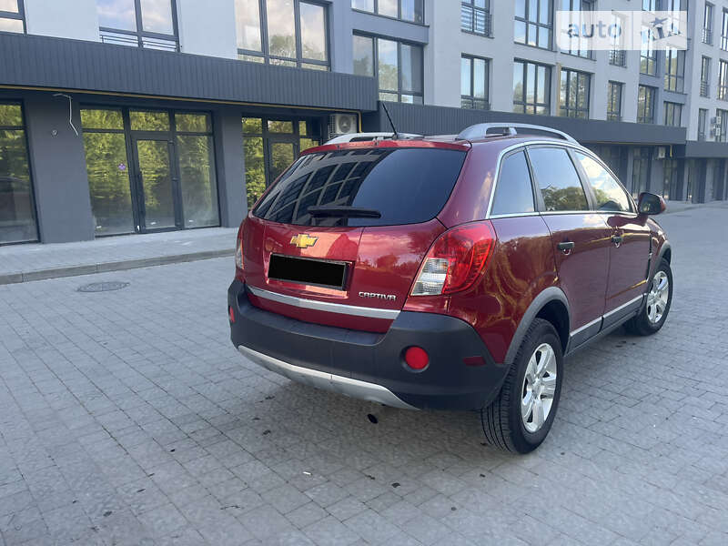 Внедорожник / Кроссовер Chevrolet Captiva 2013 в Львове