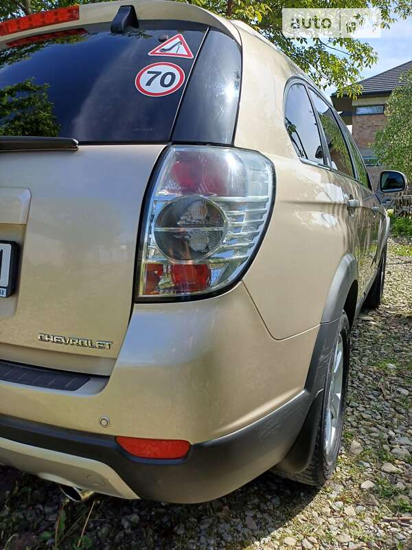 Позашляховик / Кросовер Chevrolet Captiva 2012 в Чернівцях