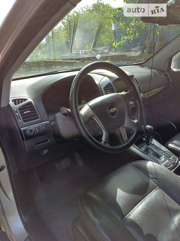 Позашляховик / Кросовер Chevrolet Captiva 2012 в Чернівцях