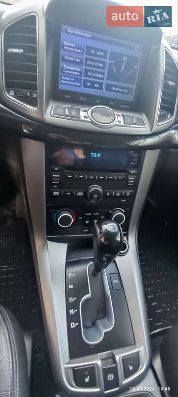 Позашляховик / Кросовер Chevrolet Captiva 2011 в Львові