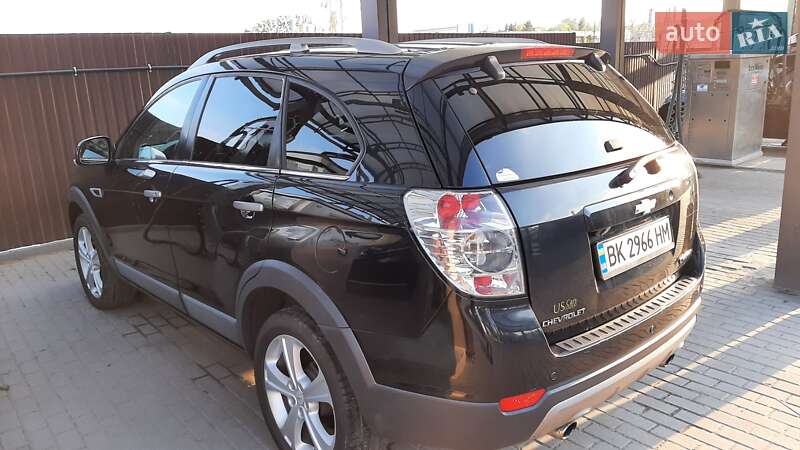 Внедорожник / Кроссовер Chevrolet Captiva 2012 в 