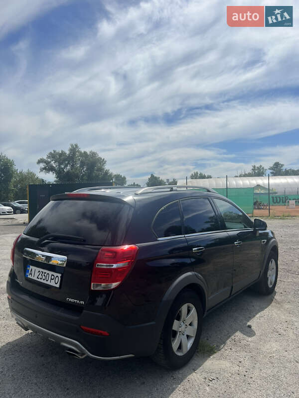 Позашляховик / Кросовер Chevrolet Captiva 2016 в Києві