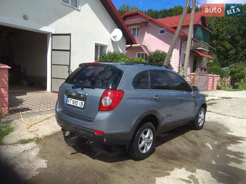 Внедорожник / Кроссовер Chevrolet Captiva 2011 в Ивано-Франковске