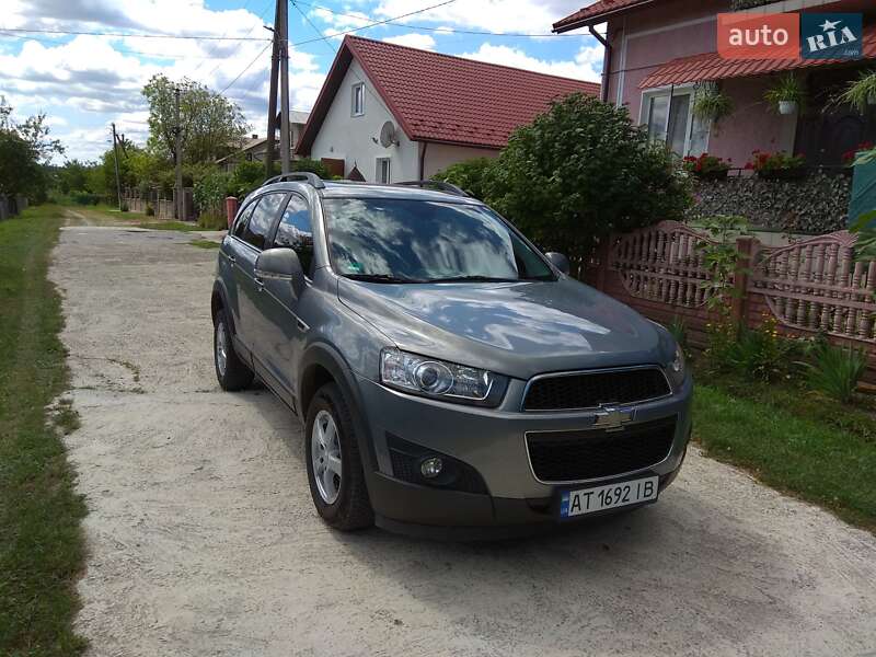 Внедорожник / Кроссовер Chevrolet Captiva 2011 в Ивано-Франковске