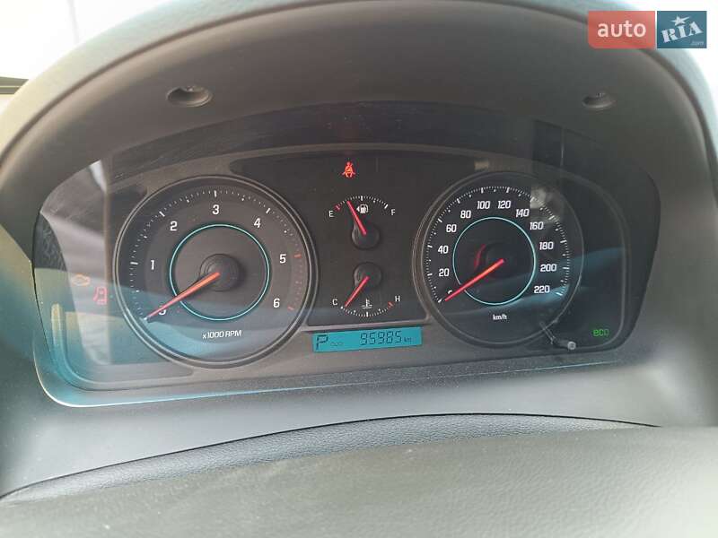Внедорожник / Кроссовер Chevrolet Captiva 2015 в Киеве