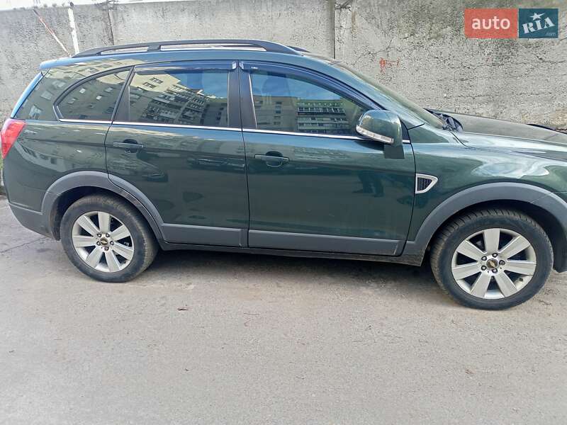 Позашляховик / Кросовер Chevrolet Captiva 2007 в Житомирі