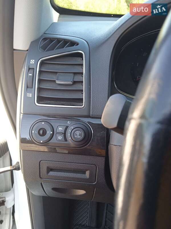 Внедорожник / Кроссовер Chevrolet Captiva 2013 в Заречном