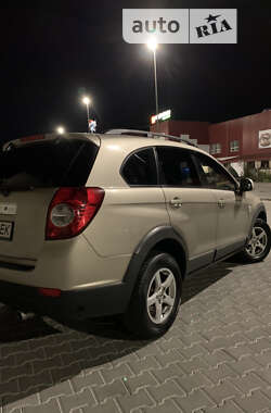 Внедорожник / Кроссовер Chevrolet Captiva 2010 в Тернополе