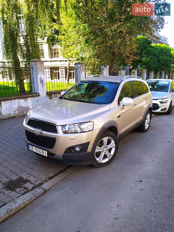 Внедорожник / Кроссовер Chevrolet Captiva 2012 в 