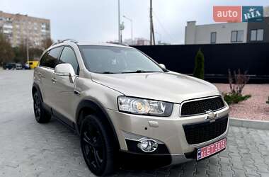 Внедорожник / Кроссовер Chevrolet Captiva 2012 в 