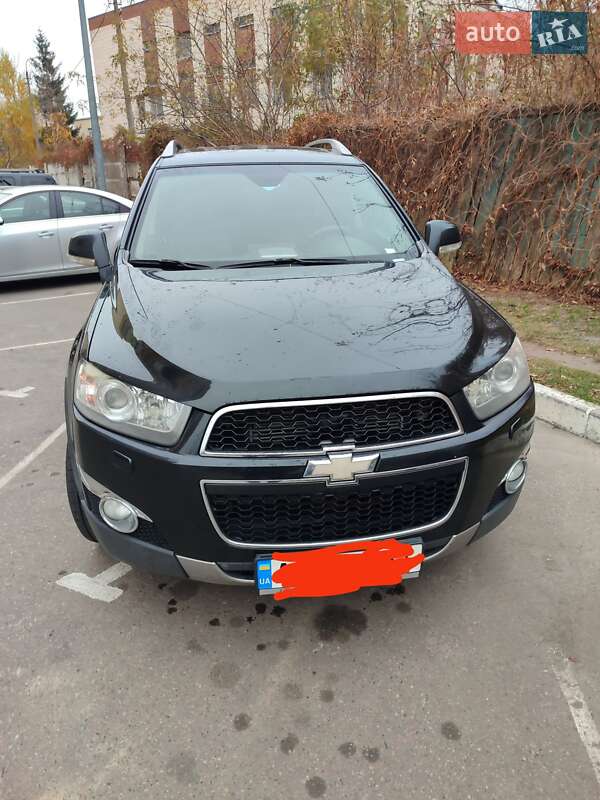 Позашляховик / Кросовер Chevrolet Captiva 2011 в Києві