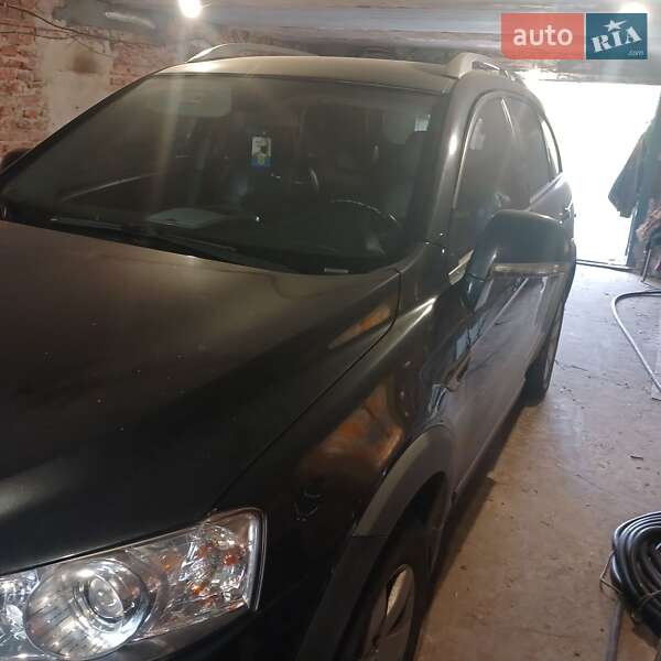 Внедорожник / Кроссовер Chevrolet Captiva 2011 в Сокале