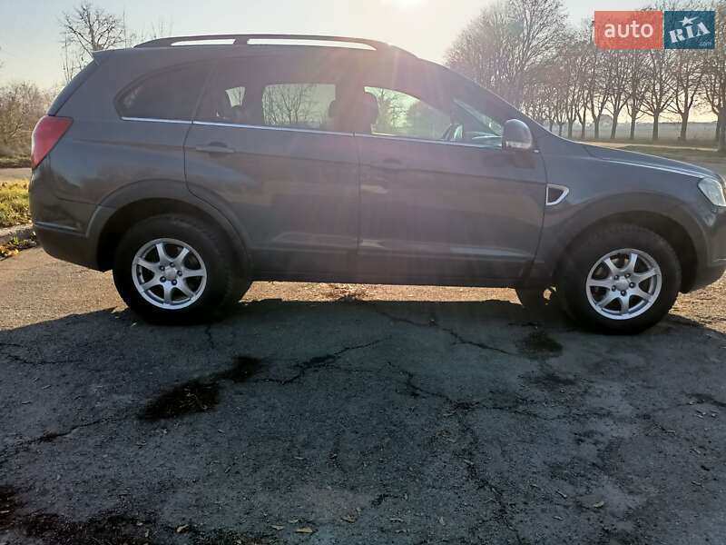 Позашляховик / Кросовер Chevrolet Captiva 2010 в Володимирі