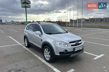 Позашляховик / Кросовер Chevrolet Captiva 2007 в Києві