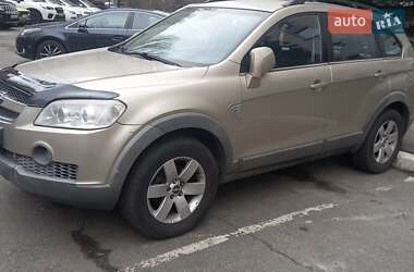 Позашляховик / Кросовер Chevrolet Captiva 2008 в Києві