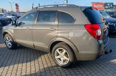 Позашляховик / Кросовер Chevrolet Captiva 2009 в Львові