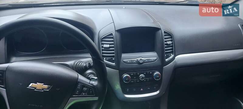 Внедорожник / Кроссовер Chevrolet Captiva 2016 в Днепре