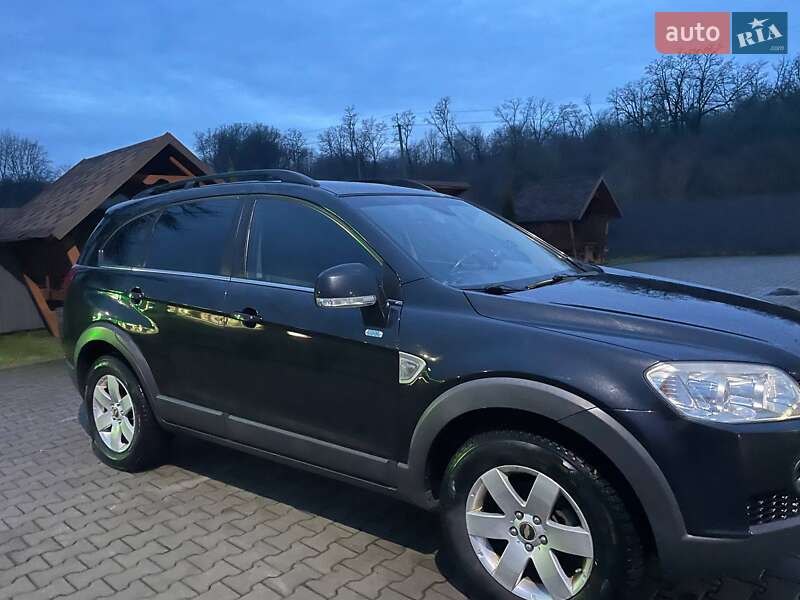Внедорожник / Кроссовер Chevrolet Captiva 2010 в Иршаве фото 3 Внедорожник / Кроссовер Chevrolet Captiva 2010 в Иршаве