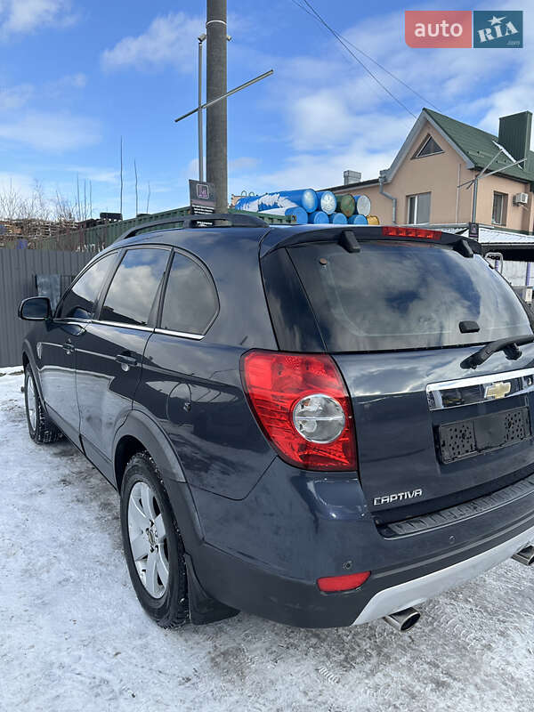 Внедорожник / Кроссовер Chevrolet Captiva 2008 в Ровно