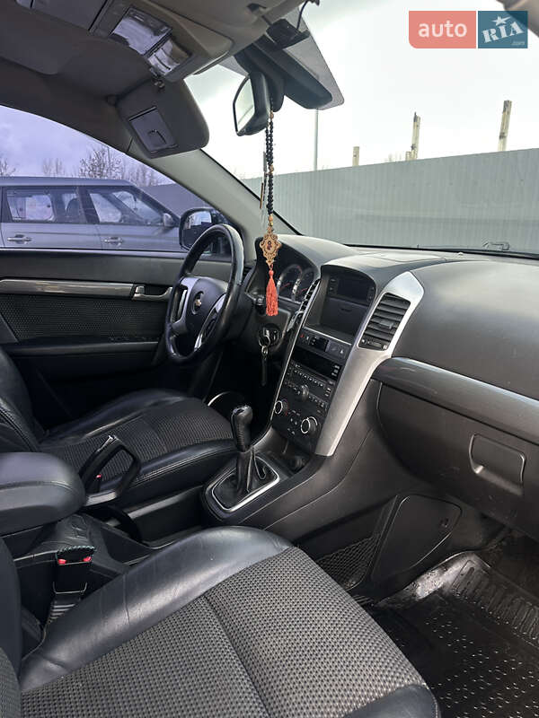 Внедорожник / Кроссовер Chevrolet Captiva 2008 в Ровно