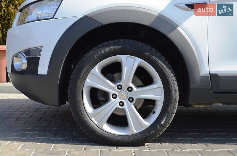 Внедорожник / Кроссовер Chevrolet Captiva 2012 в Одессе