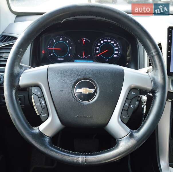 Внедорожник / Кроссовер Chevrolet Captiva 2012 в Одессе