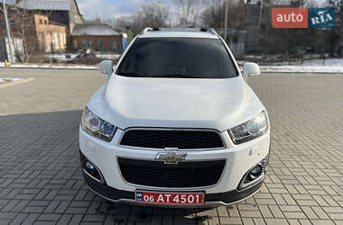 Позашляховик / Кросовер Chevrolet Captiva 2014 в 