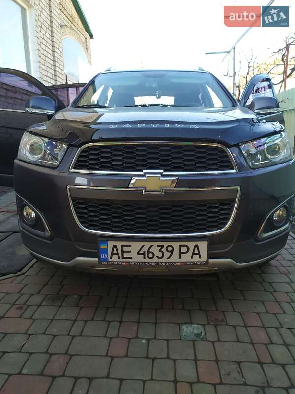Внедорожник / Кроссовер Chevrolet Captiva 2015 в Широкой Даче