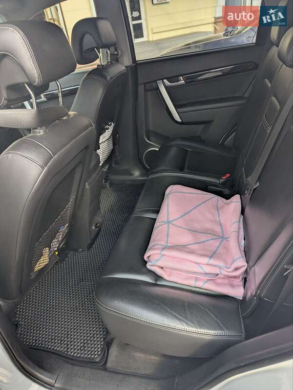 Позашляховик / Кросовер Chevrolet Captiva 2011 в Чернігові