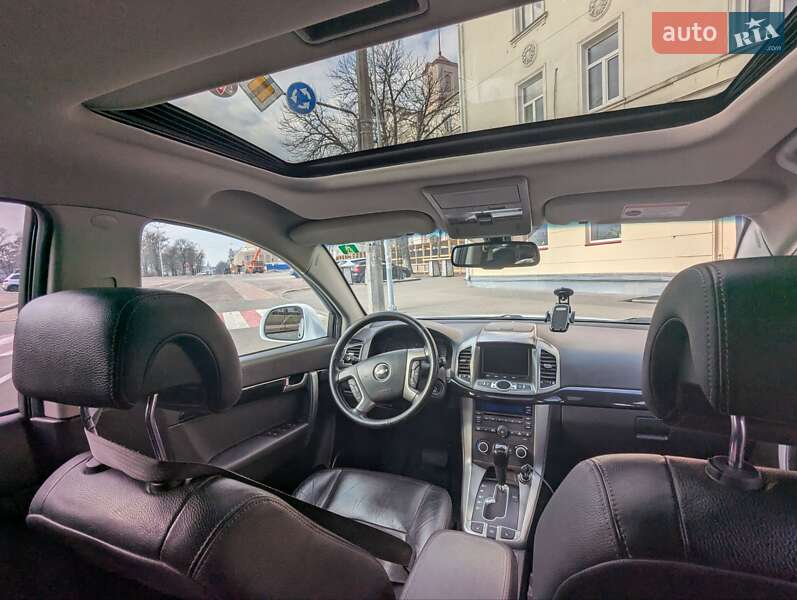 Позашляховик / Кросовер Chevrolet Captiva 2011 в Чернігові