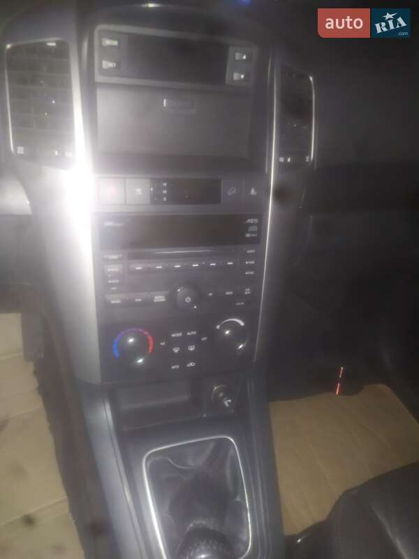 Внедорожник / Кроссовер Chevrolet Captiva 2010 в Луцке