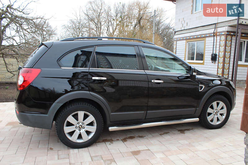 Позашляховик / Кросовер Chevrolet Captiva 2008 в Христинівці