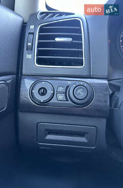 Внедорожник / Кроссовер Chevrolet Captiva 2013 в 