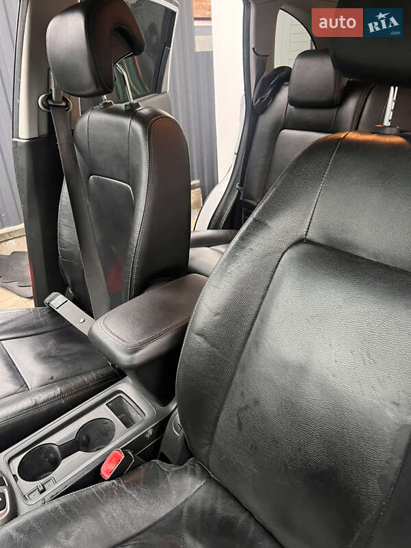 Внедорожник / Кроссовер Chevrolet Captiva 2012 в Львове