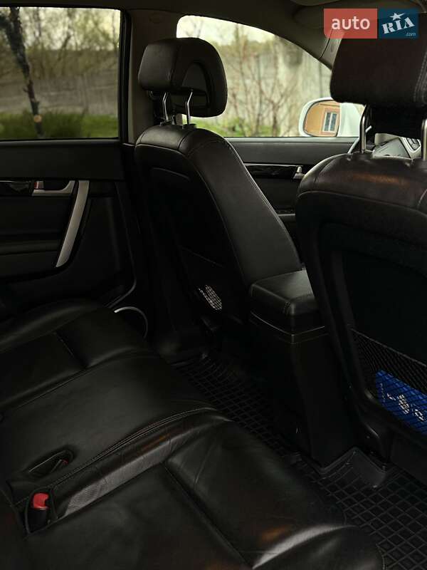 Позашляховик / Кросовер Chevrolet Captiva 2012 в Бориславі