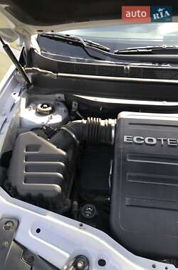 Позашляховик / Кросовер Chevrolet Captiva 2011 в 