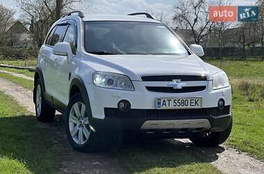 Позашляховик / Кросовер Chevrolet Captiva 2009 в 