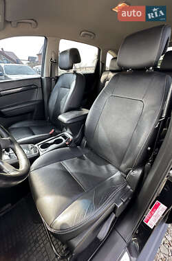Позашляховик / Кросовер Chevrolet Captiva 2012 в 