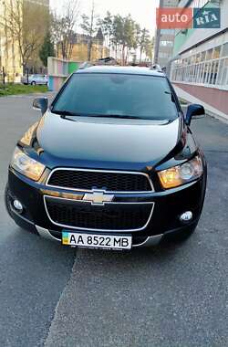 Внедорожник / Кроссовер Chevrolet Captiva 2011 в 