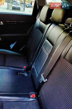 Внедорожник / Кроссовер Chevrolet Captiva 2011 в 