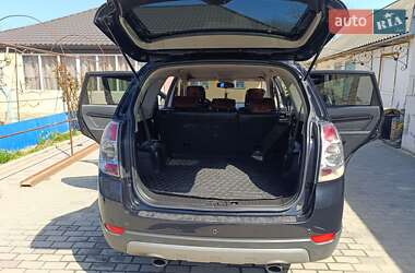 Позашляховик / Кросовер Chevrolet Captiva 2011 в 