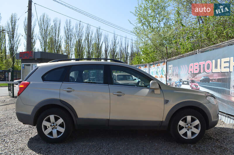 Внедорожник / Кроссовер Chevrolet Captiva 2008 в Киеве