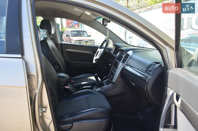 Внедорожник / Кроссовер Chevrolet Captiva 2008 в Киеве
