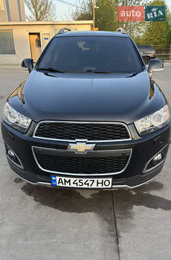Позашляховик / Кросовер Chevrolet Captiva 2013 в 