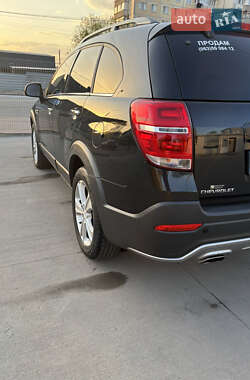 Позашляховик / Кросовер Chevrolet Captiva 2013 в 