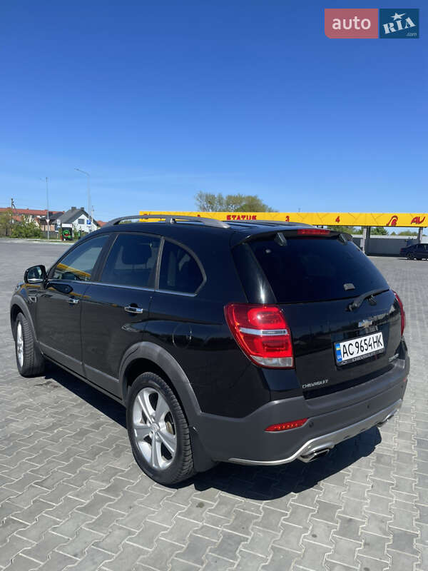 Внедорожник / Кроссовер Chevrolet Captiva 2013 в Луцке