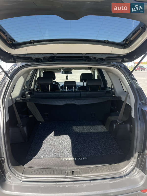 Внедорожник / Кроссовер Chevrolet Captiva 2013 в Луцке