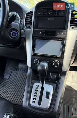 Позашляховик / Кросовер Chevrolet Captiva 2008 в 