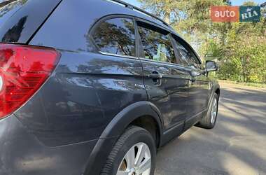 Позашляховик / Кросовер Chevrolet Captiva 2008 в 
